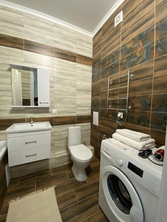 Жк Headliner В Самом Центре Возле Хан Шатыра Astana Exterior photo
